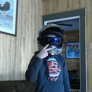 Meet your Posher, Daemon